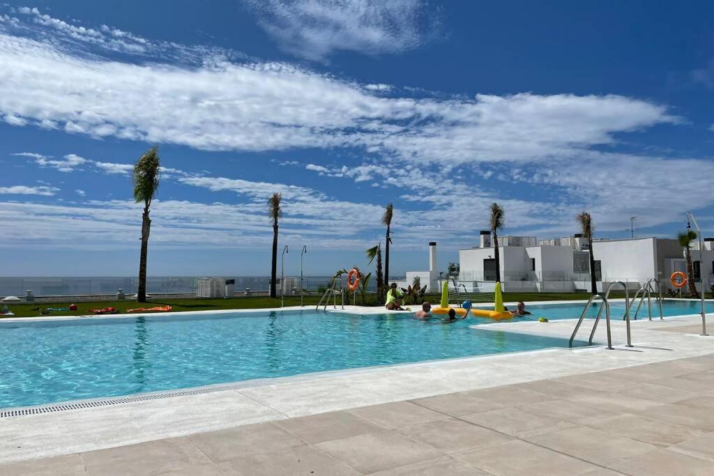 Modern 2 beds apartment in Alcaidesa Exterior foto